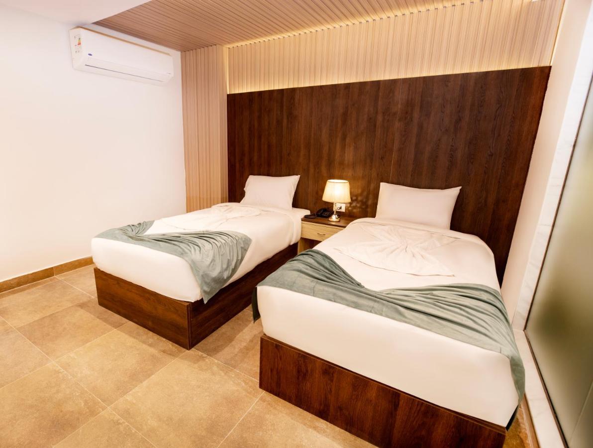 Blue Pyramids Eyes Hotel Al Kawm al Akhdar Ngoại thất bức ảnh